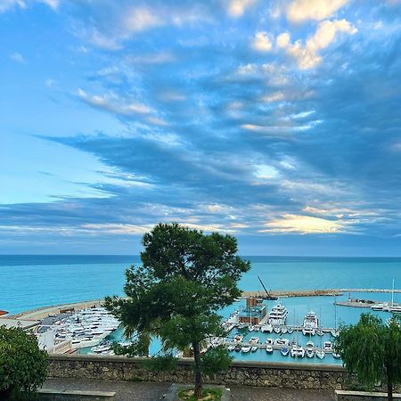 The Cozy Vintage Hotell Ventimiglia Exteriör bild